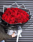 49厄瓜多尔红玫瑰花束