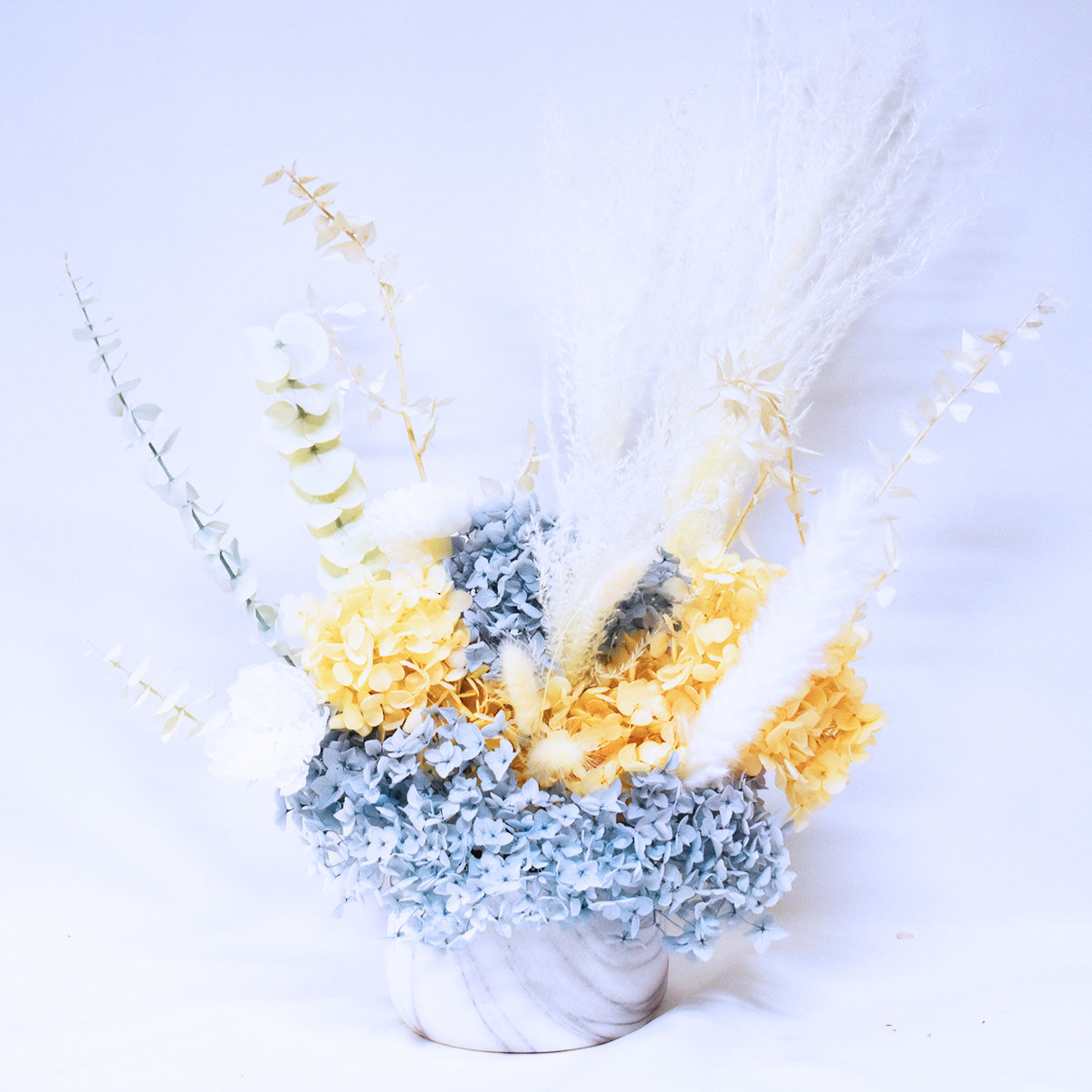 Forever Flowers - Marble Buttercream Blue Frosting