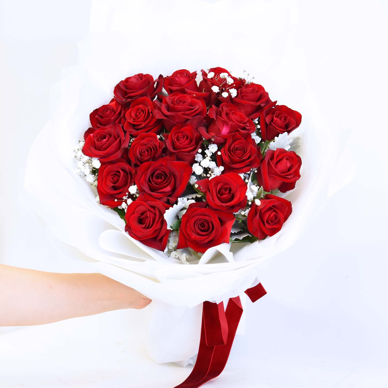 Valentine&#39;s Day Flowers - True Love Red Rose Bouquet