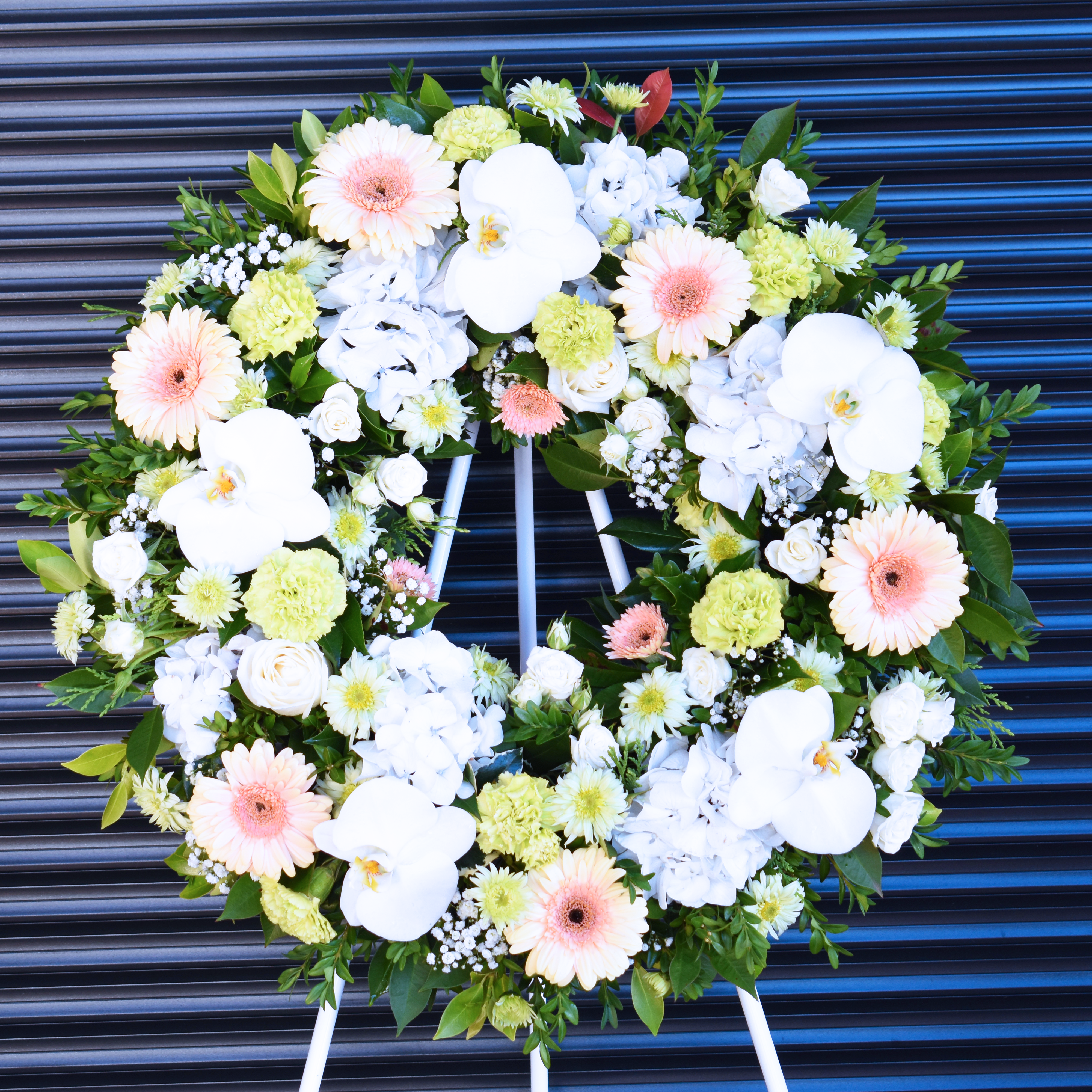 Peach &amp; Lychee Soda Funeral Flowers Wreath