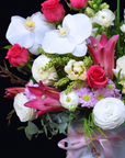 White Red-Pink Flowers Hatbox (Premium)