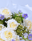 Lychee-scented White Rose Bouquet