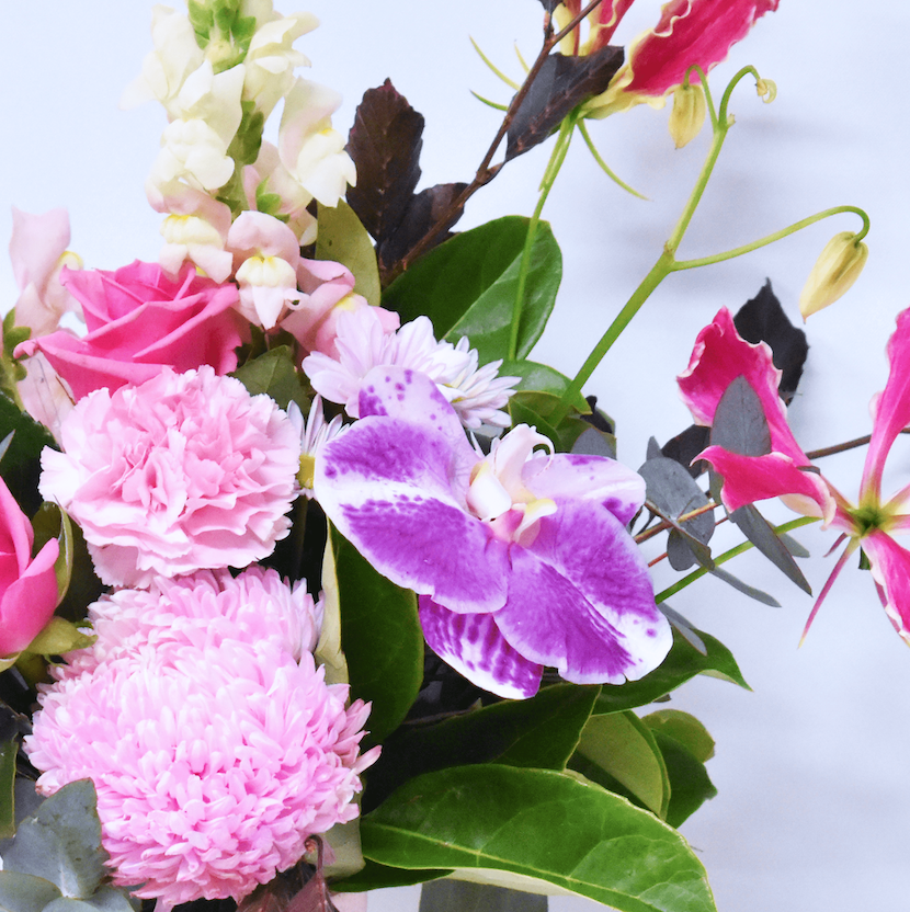 Sweet Dreams Bouquet + Vase!