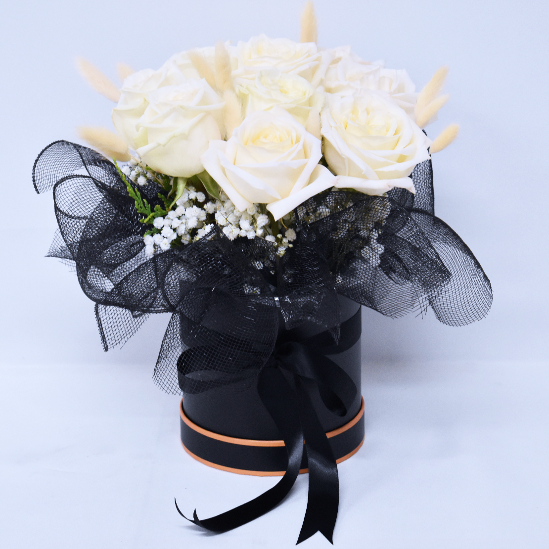 Valentine&#39;s Day Flowers - Lucky Dip Rose Hatbox