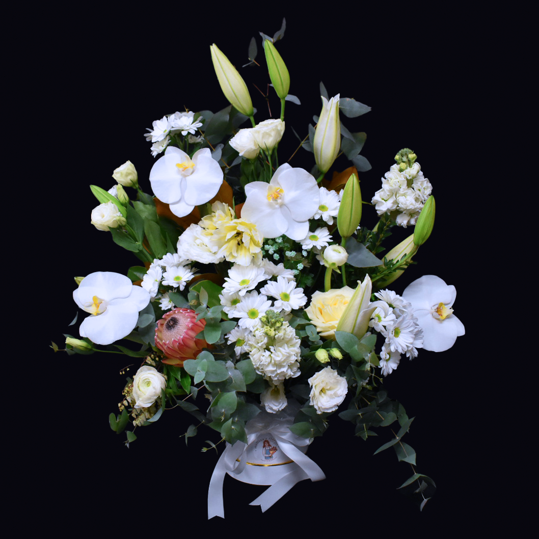 Premium Florals for Remembrance Hatbox
